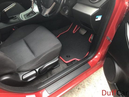 Автомобильные коврики Mazda 3 Седан (Axela) Правый руль (2003 - 2008)